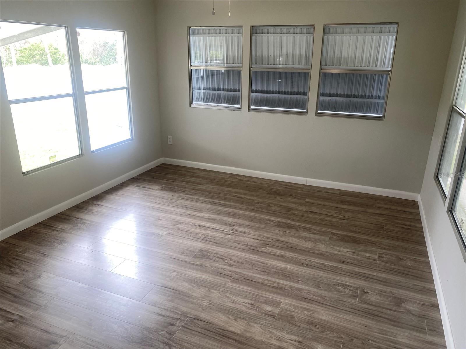 VISTA DEL MAR - Residential