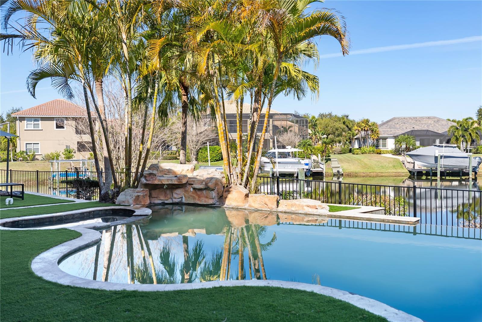 WATERLEFE GOLF & RIVER CLUB - Residential