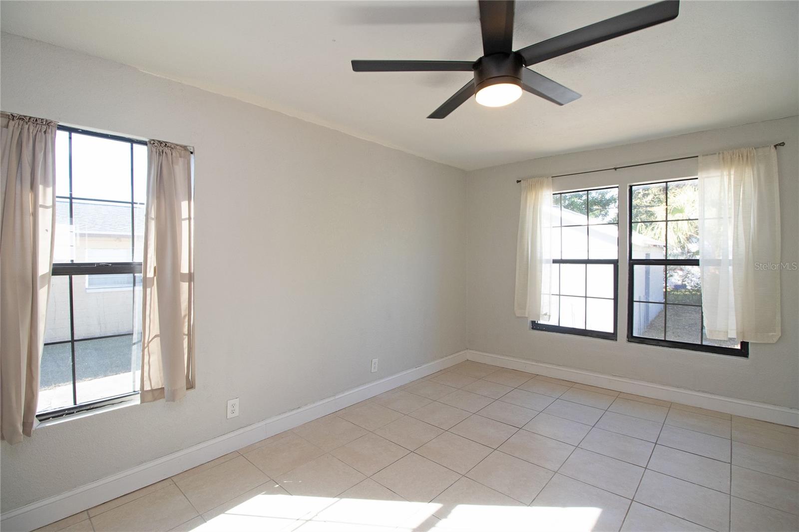 PILLSBURY PARK - Residential