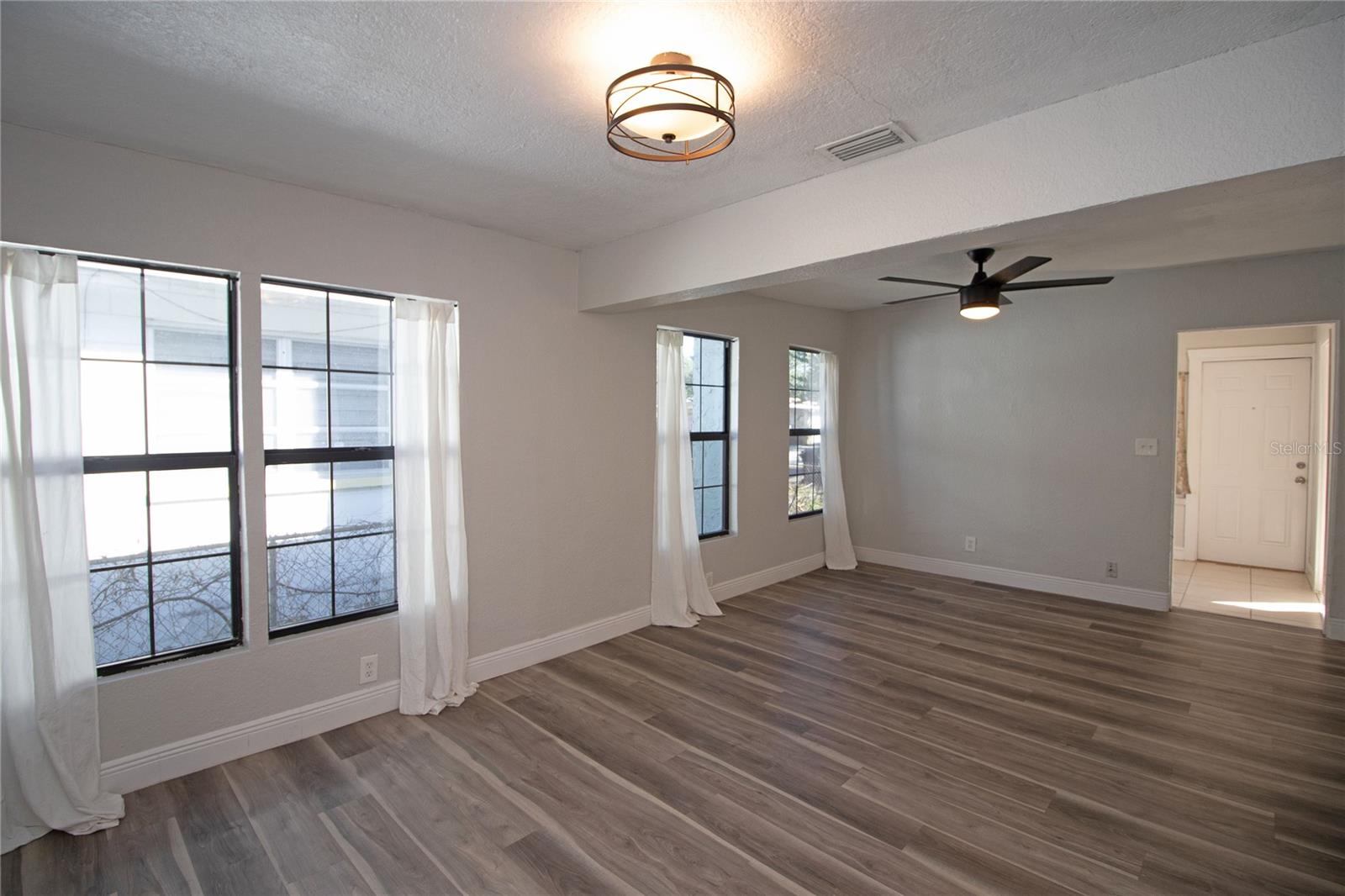 PILLSBURY PARK - Residential