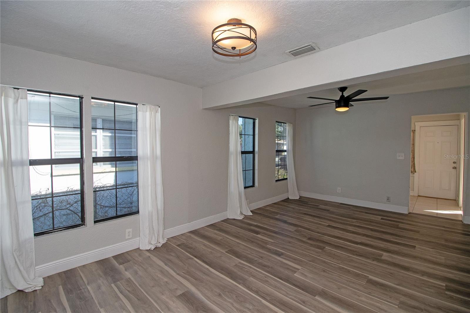 PILLSBURY PARK - Residential