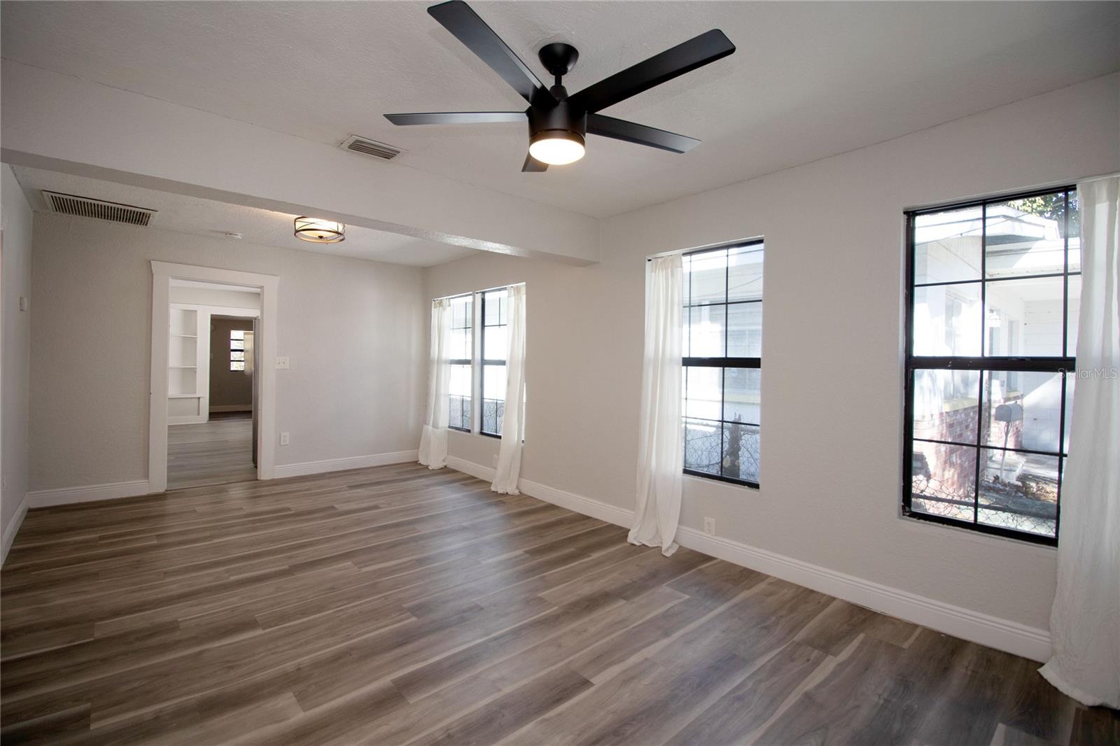 PILLSBURY PARK - Residential