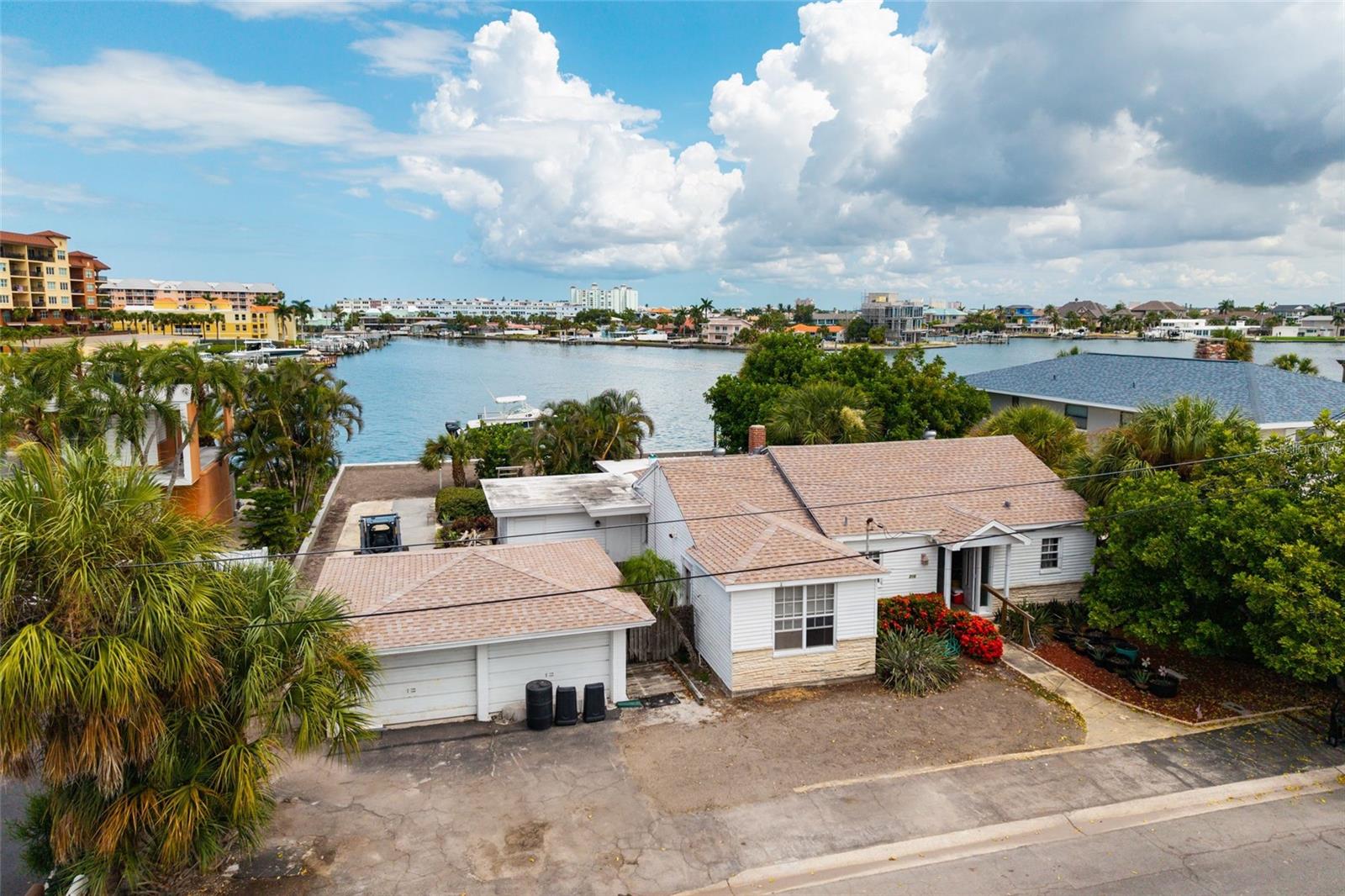 216 PUNTA VISTA DRIVE