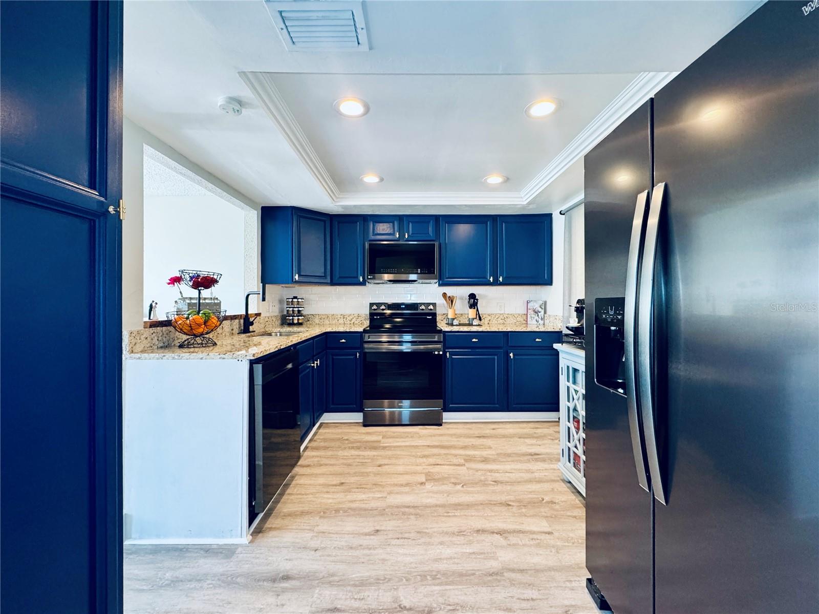 4360 OUTRIGGER LANE