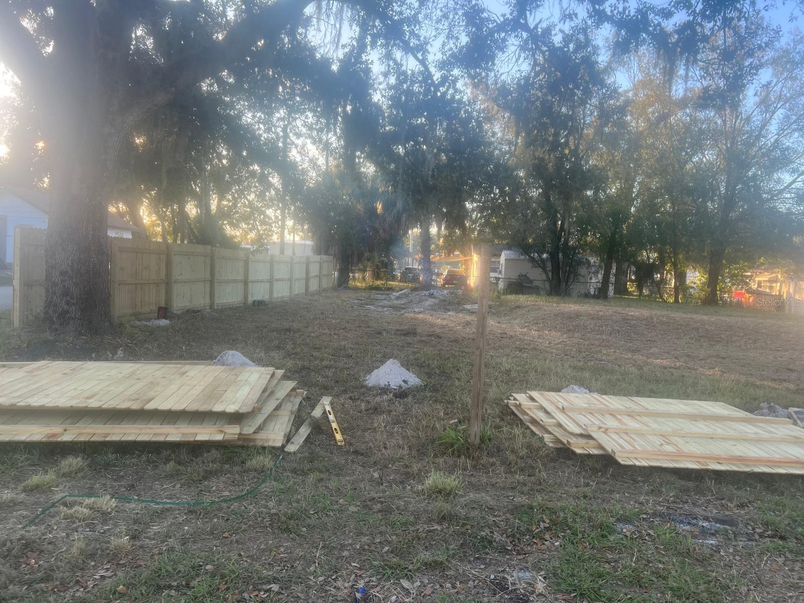 TAMPA TERRACE - Land