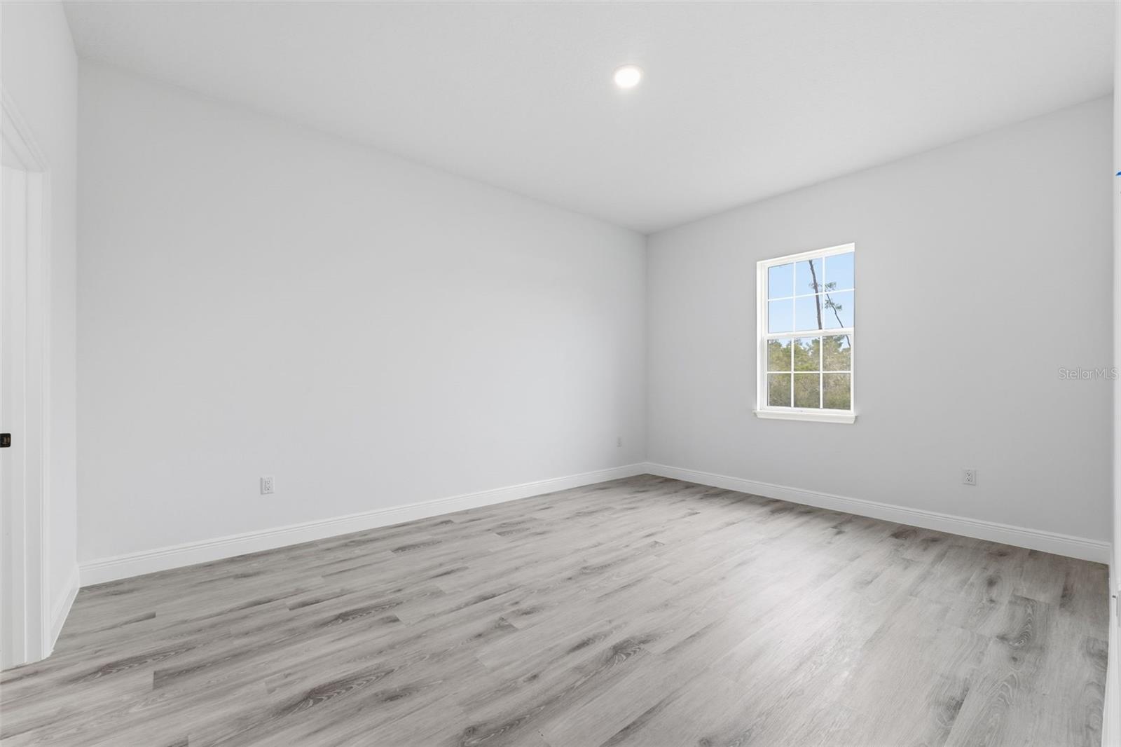 MARION OAKS UN FOUR - Residential