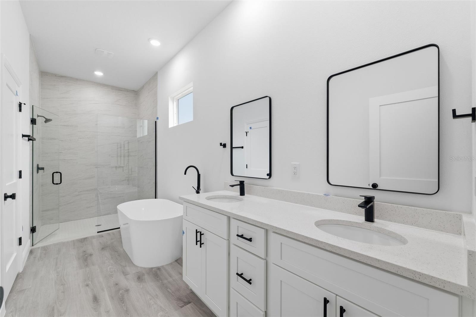 MARION OAKS UN FOUR - Residential