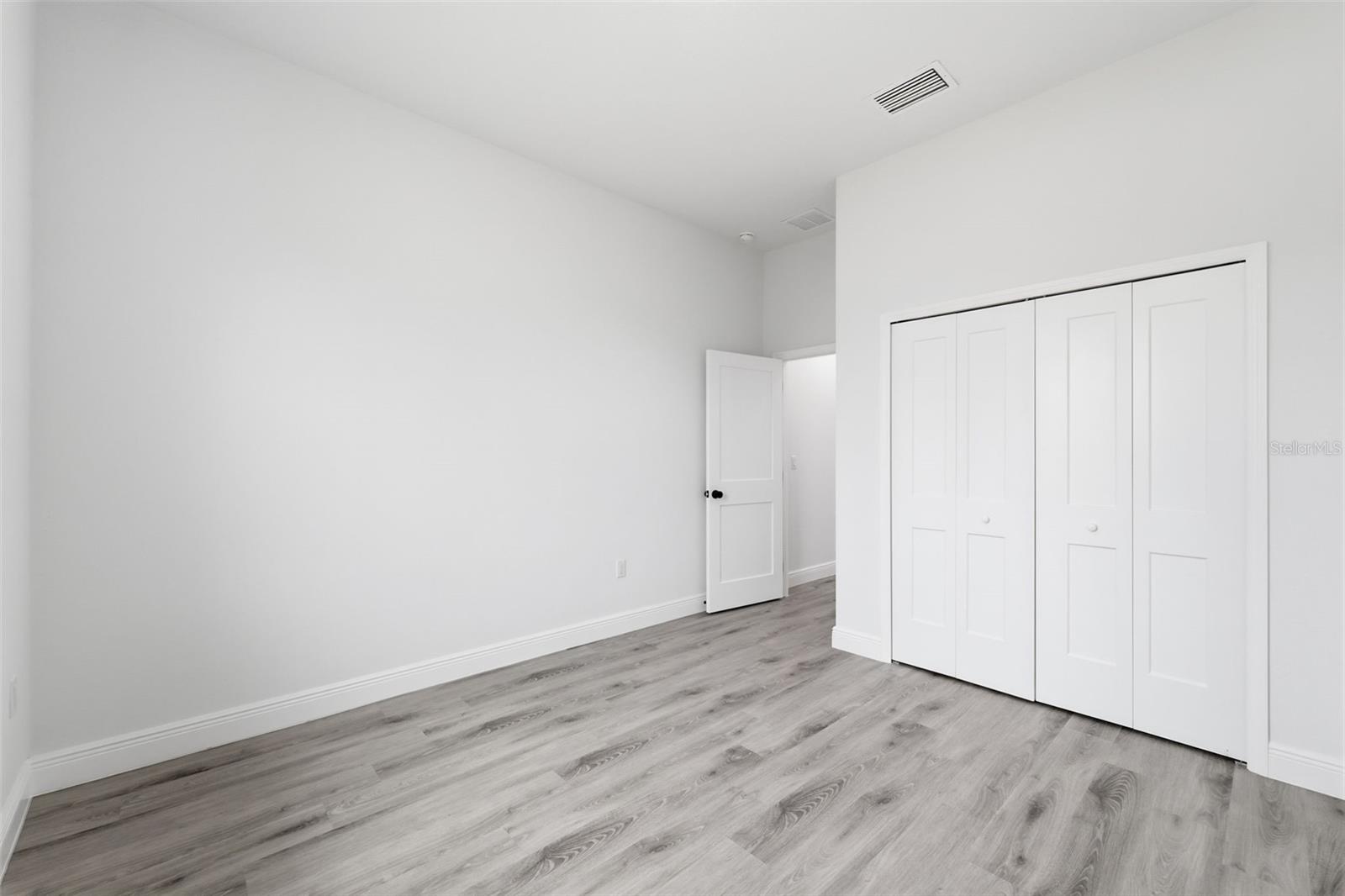 MARION OAKS UN FOUR - Residential