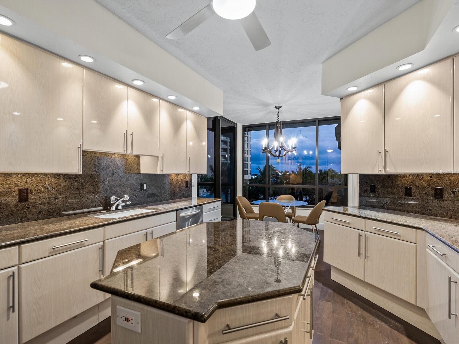 WATER CLUB 01 AT LONGBOAT KEY - Residential