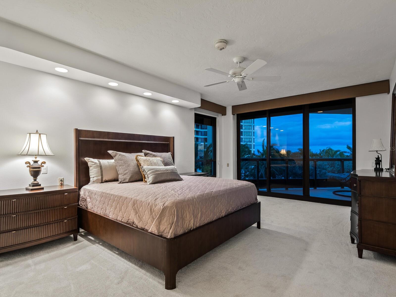 WATER CLUB 01 AT LONGBOAT KEY - Residential