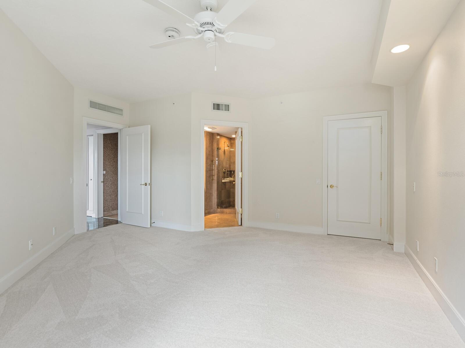 WATER CLUB 01 AT LONGBOAT KEY - Residential