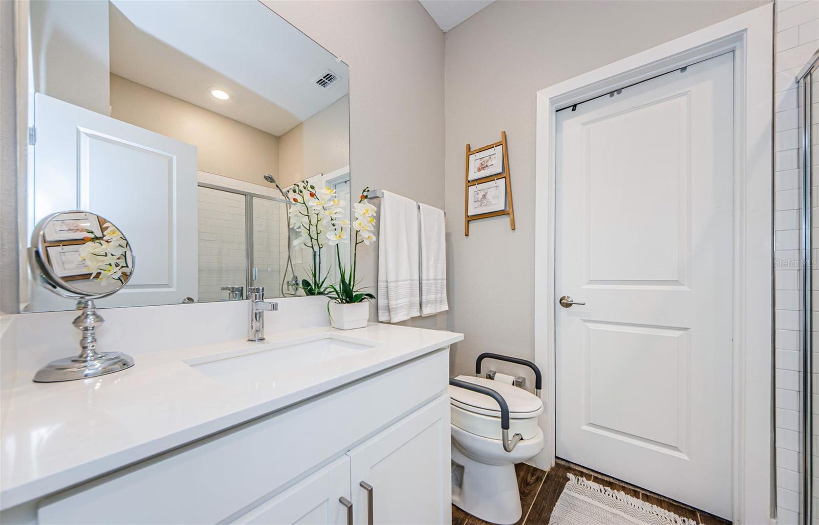 MITCHELL 54 WEST PH 3 RESIDENT - Residential