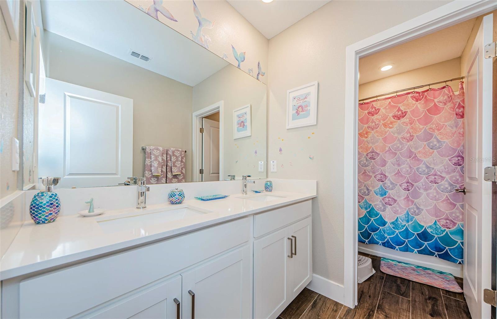 MITCHELL 54 WEST PH 3 RESIDENT - Residential