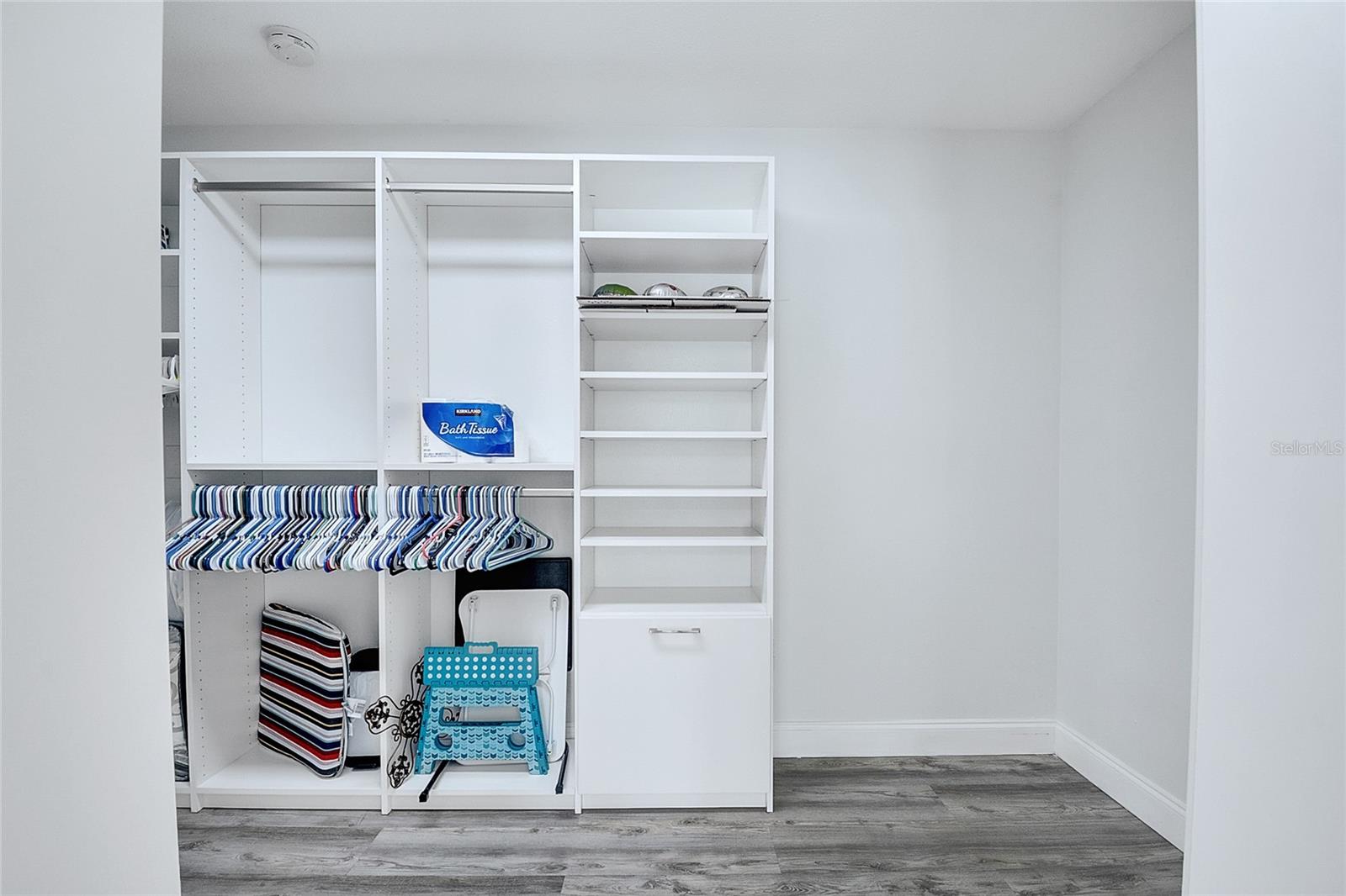 ANDOVER LAKES PH 03B - Residential