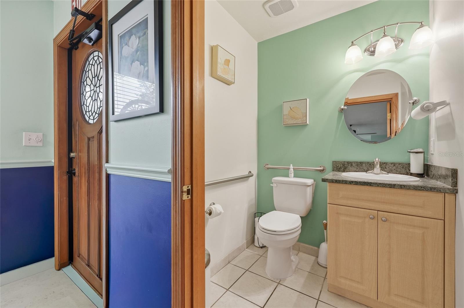 4909 NW 27TH COURT B