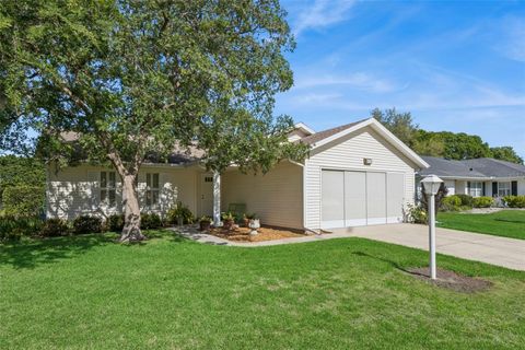 Photo of 27110 Racquet Circle, Leesburg, FL 34748 (MLS # G5110263)