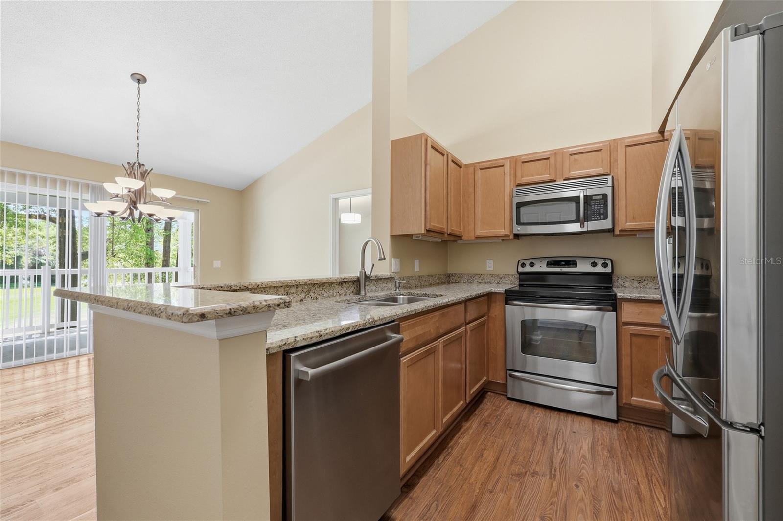 THE LINKS - Residential