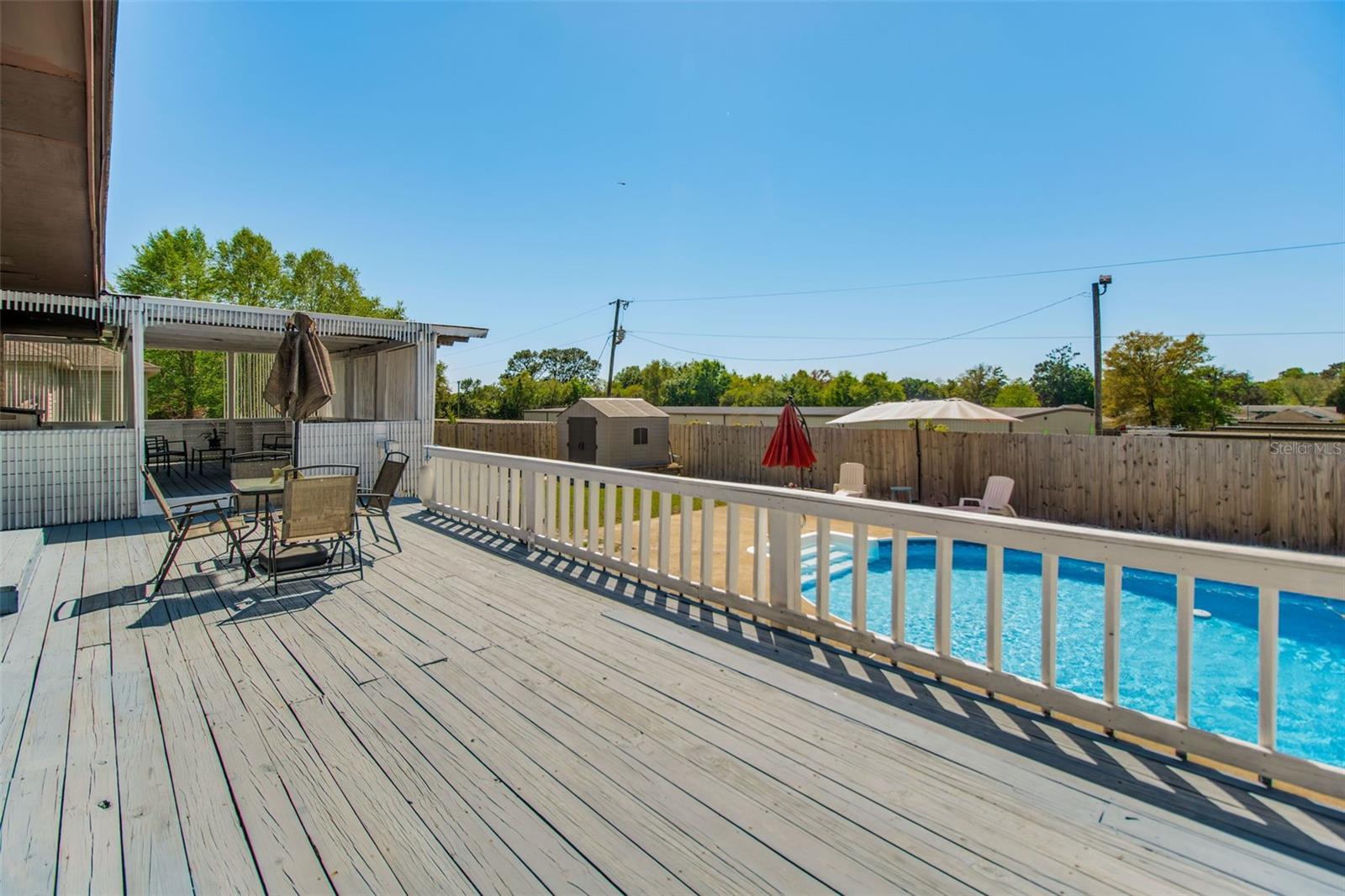5921 ROBLE LOMA DRIVE