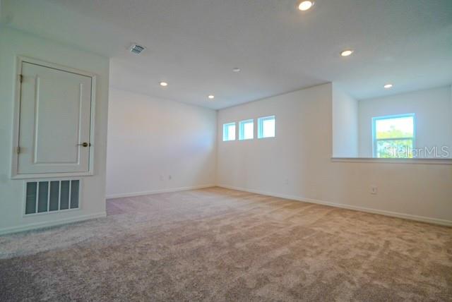 WATERS AT CENTER LAKE RANCH PH 1B - Residential Lease