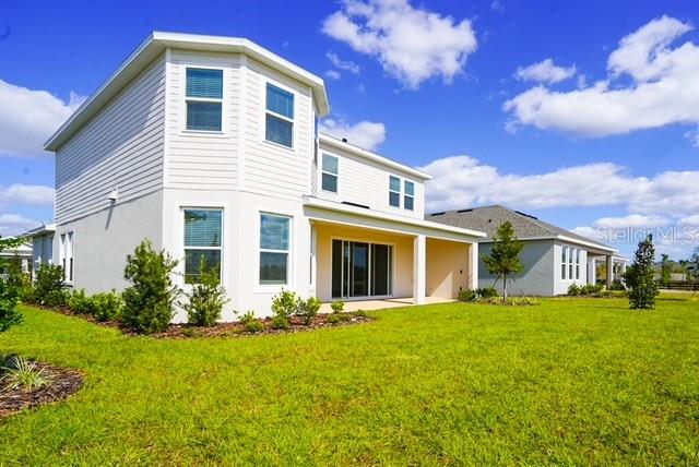 WATERS AT CENTER LAKE RANCH PH 1B - Residential Lease