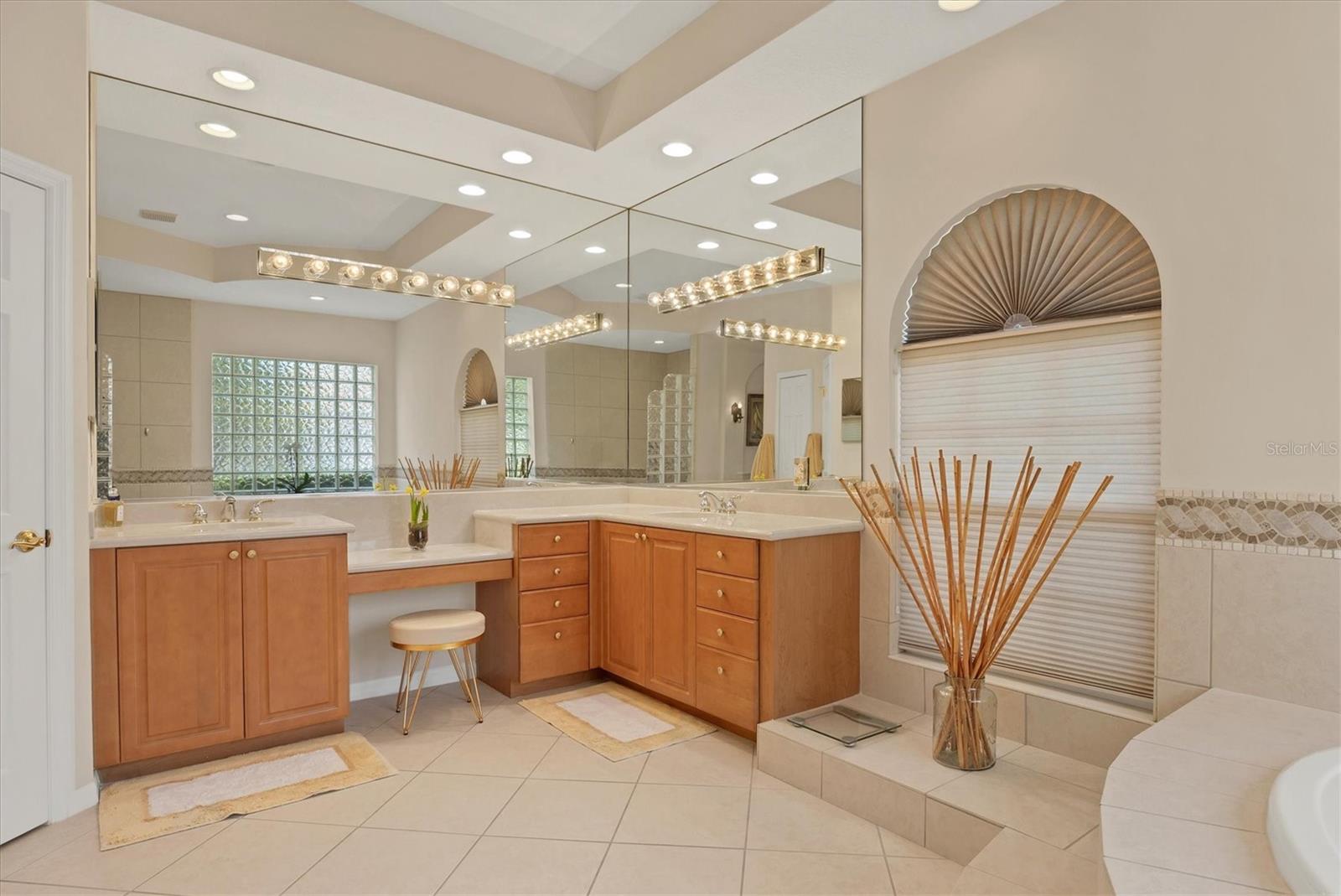 UNIVERSITY PARK - Residential