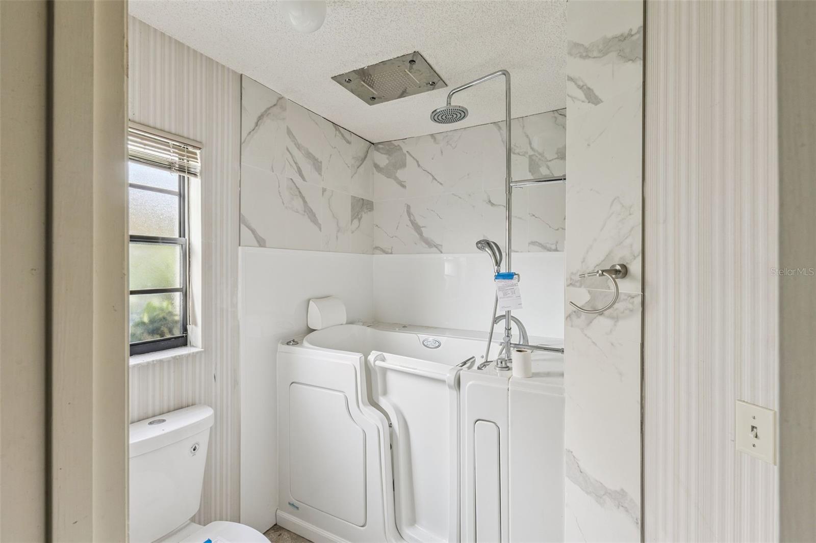 LAKEWOOD AT THE CROSSINGS UNIT 2 - Residential