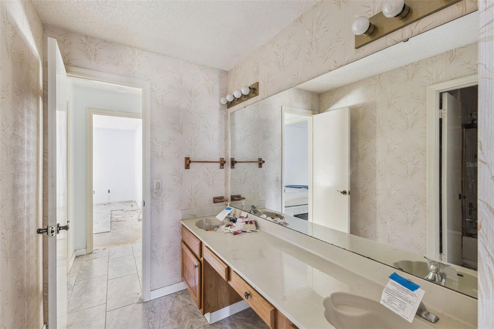 LAKEWOOD AT THE CROSSINGS UNIT 2 - Residential