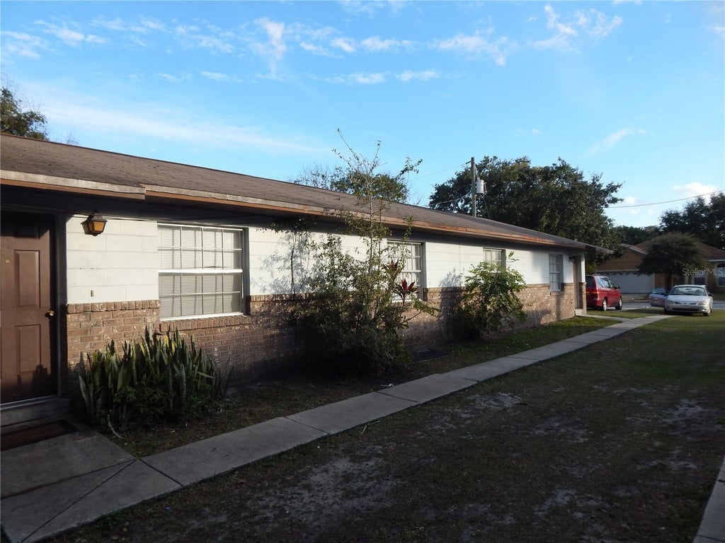 Photo of 1301 Verona Street #B, Kissimmee, FL 34741 (MLS # S5158453)