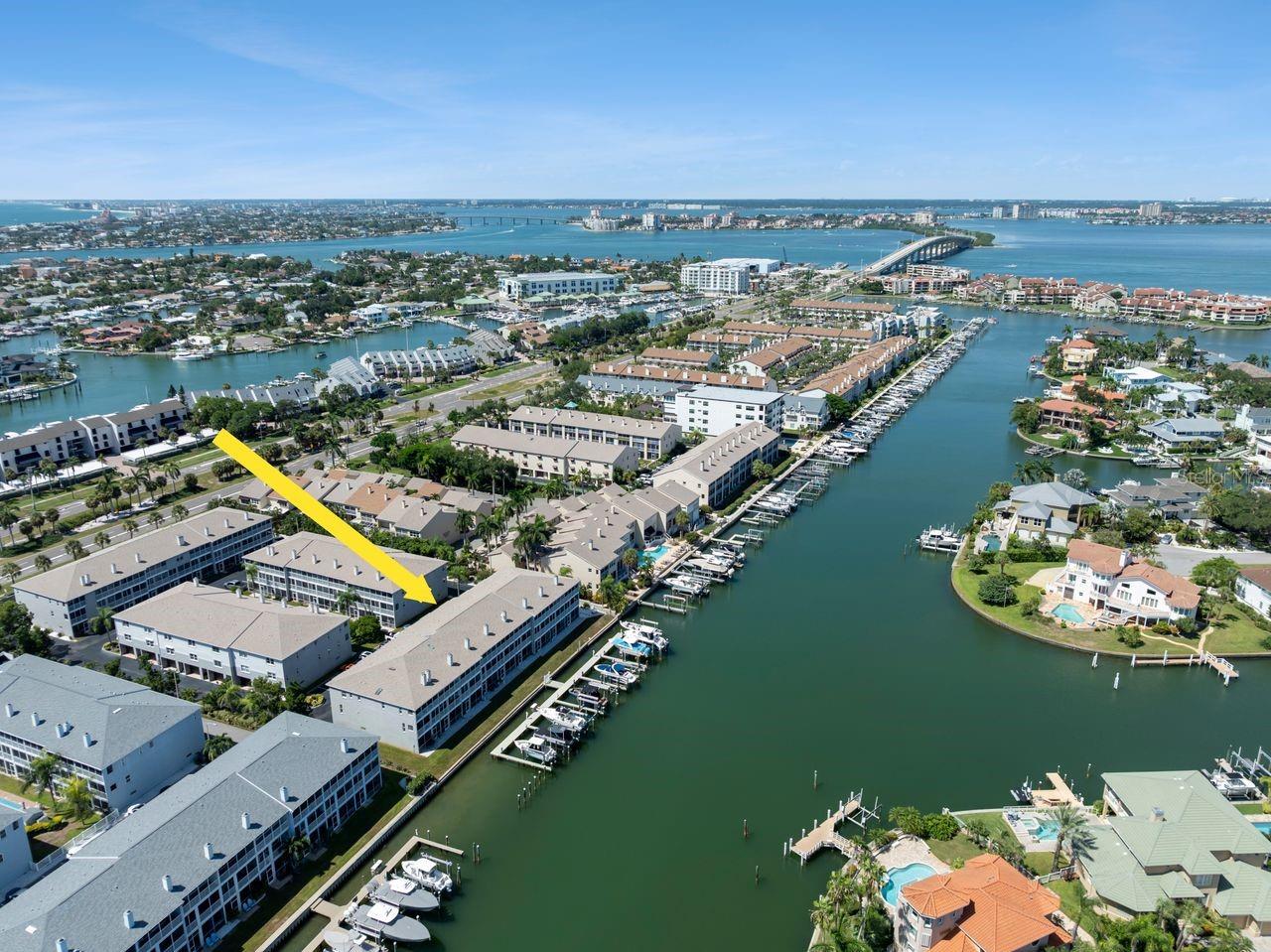 521 PINELLAS BAYWAY S 105