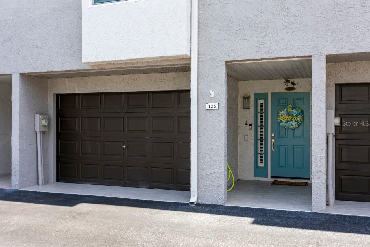 521 PINELLAS BAYWAY S 105