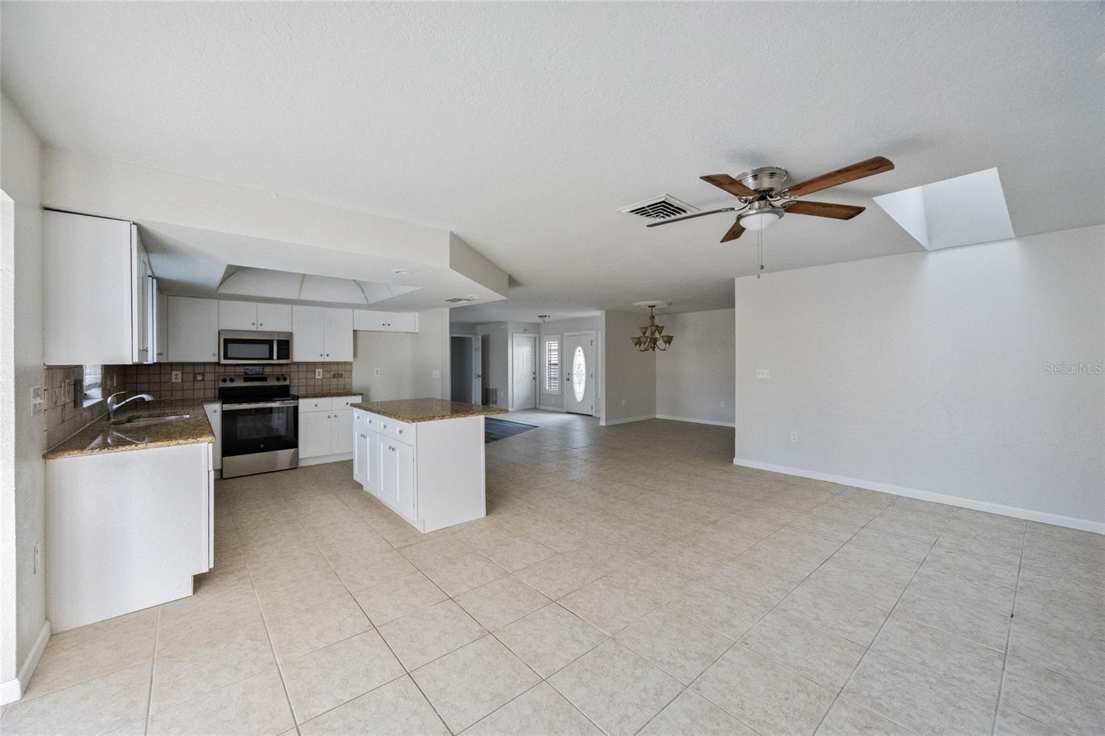 GULF HARBORS WOODLANDS - Residential