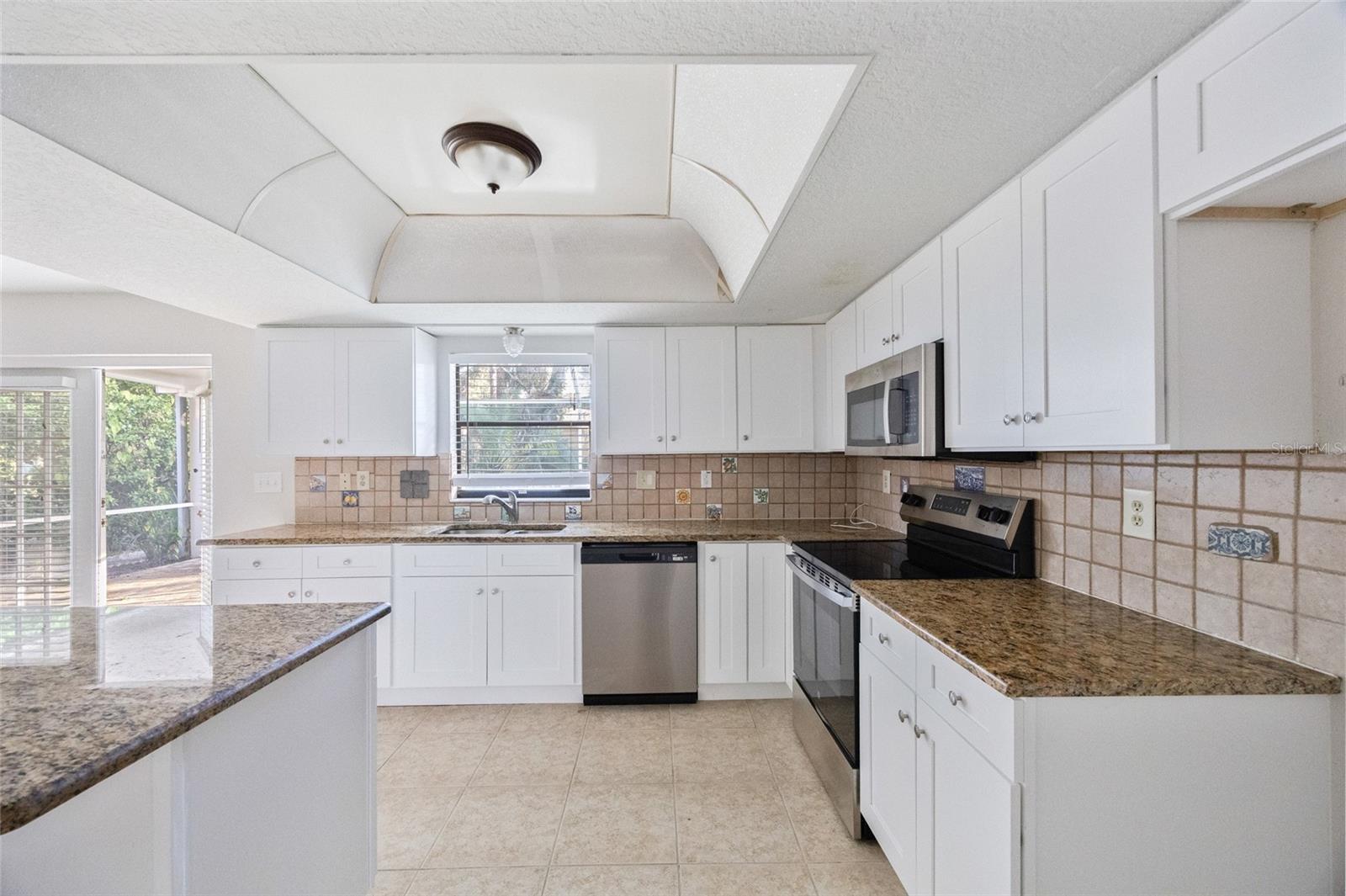 GULF HARBORS WOODLANDS - Residential