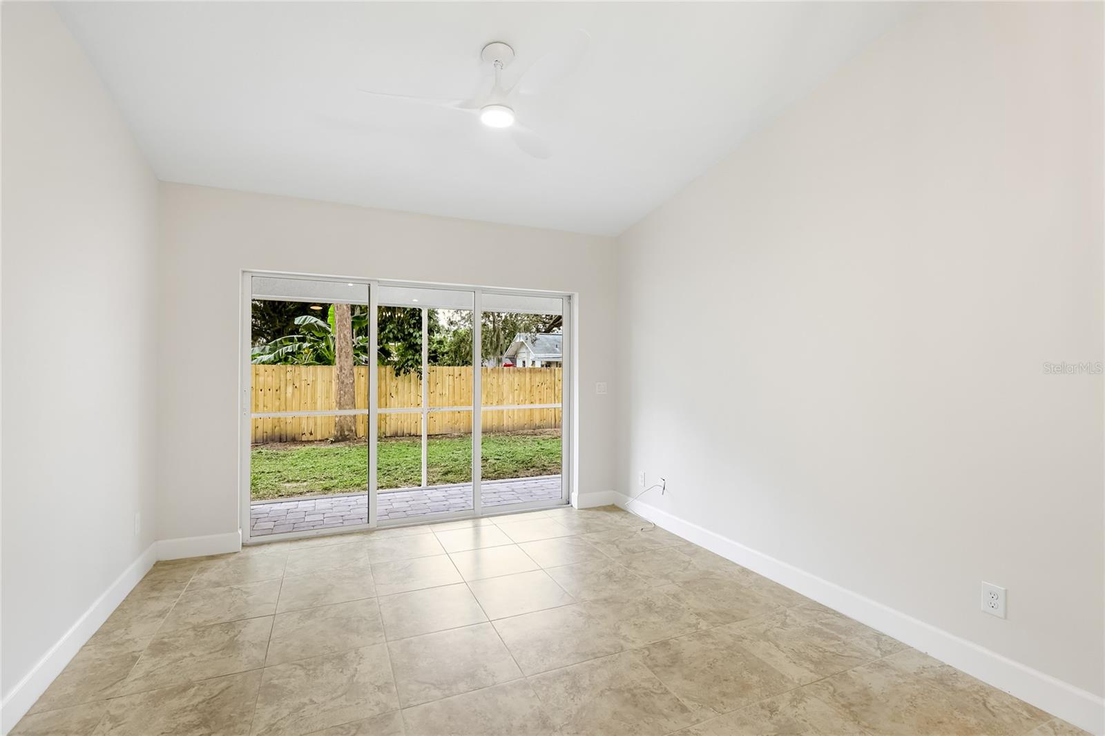 2822 EDGEWOOD LANE