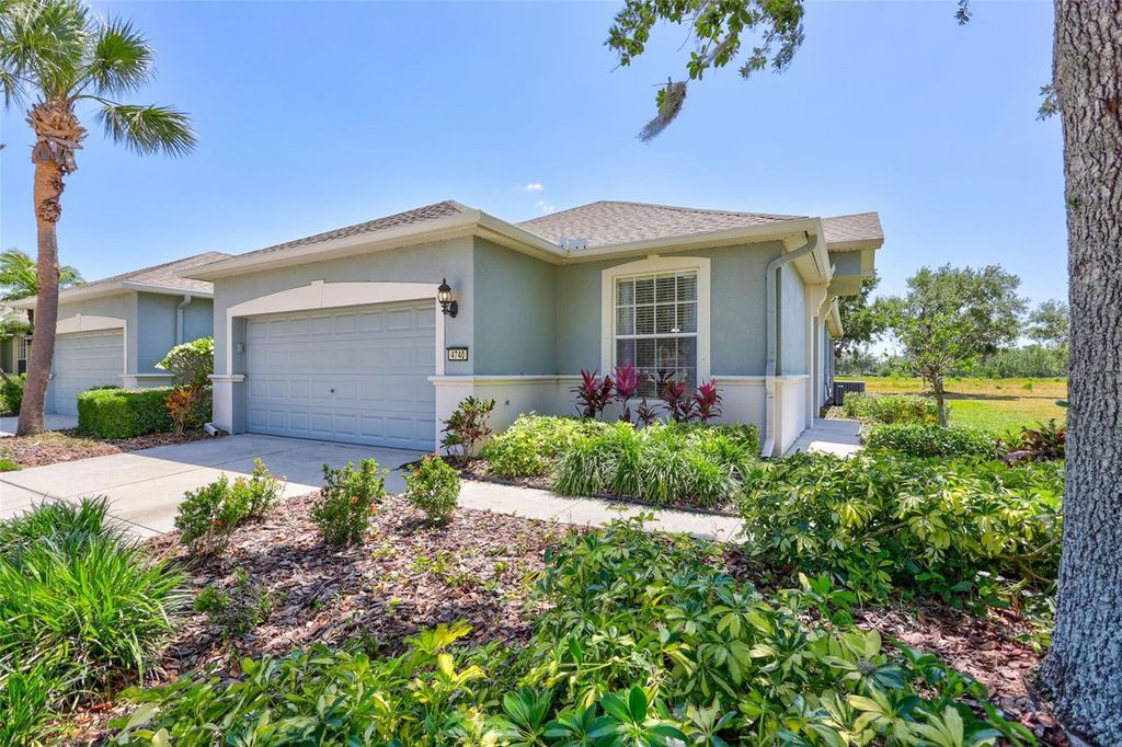 Photo of 4740 105th Avenue E, Parrish, FL 34219 (MLS # A4651225)
