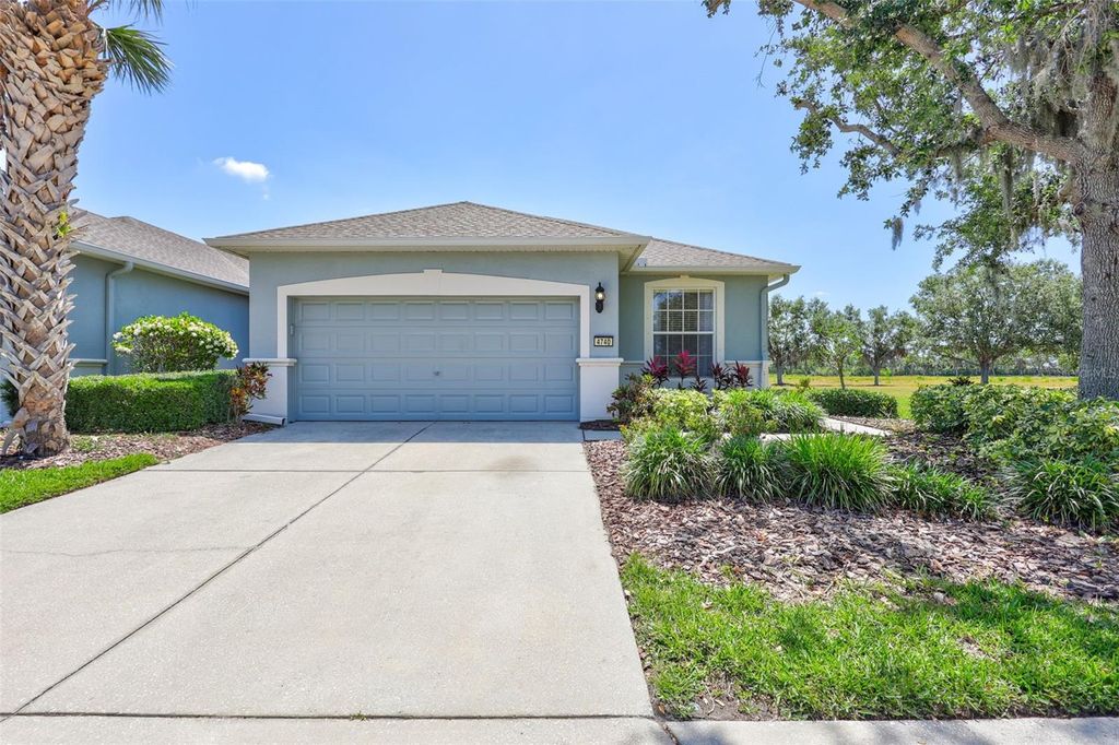 Photo of 4740 105th Avenue E, Parrish, FL 34219 (MLS # A4651225)