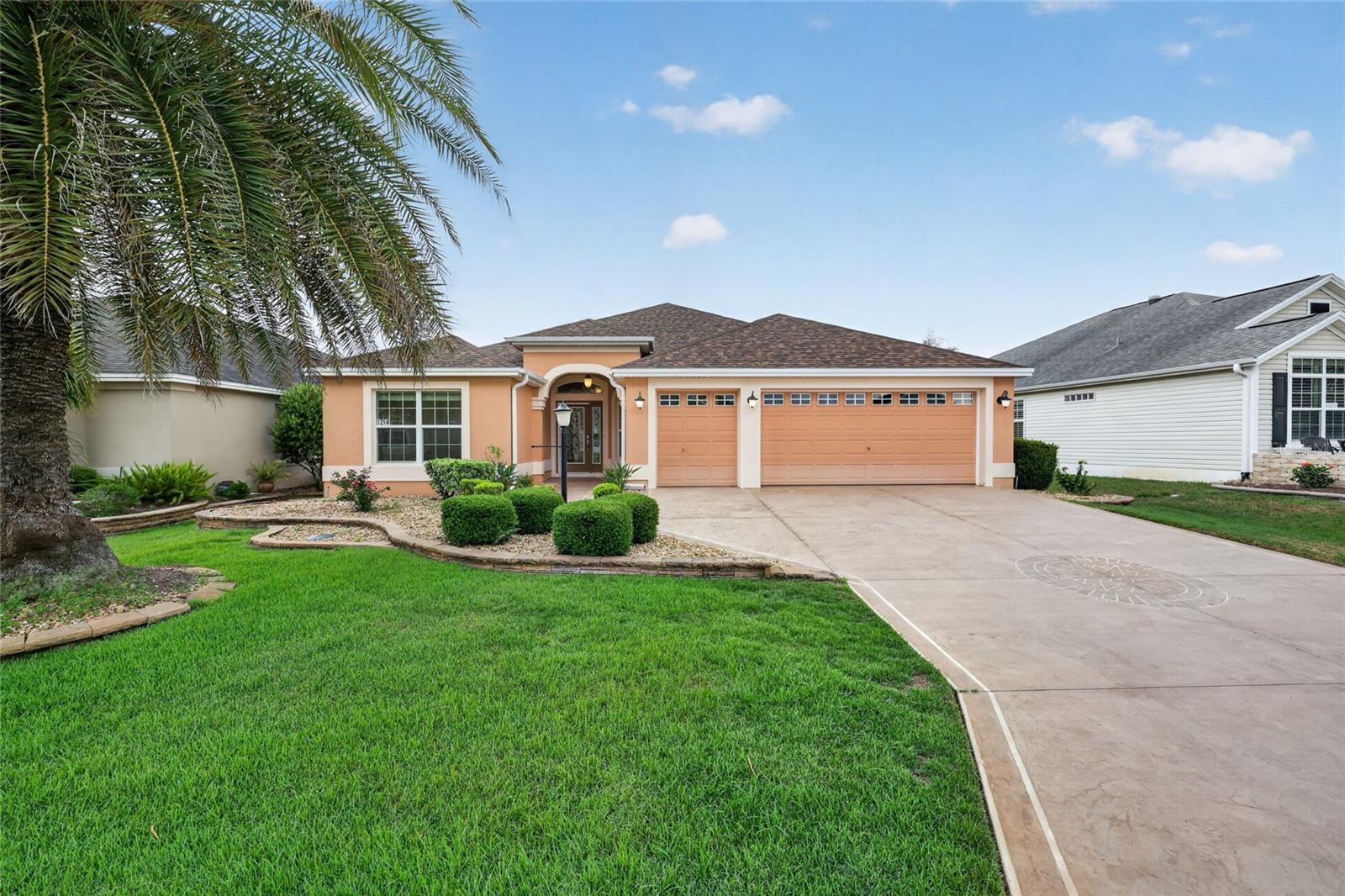 1294 ALLAIRE LOOP