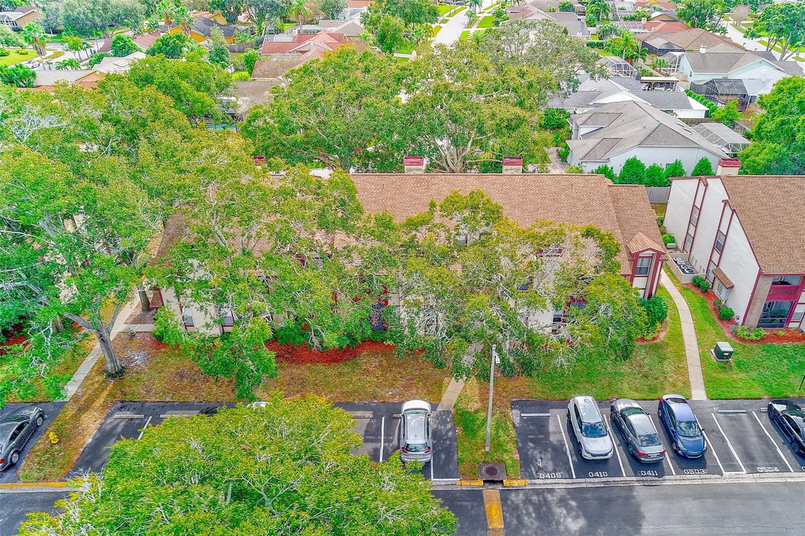 HARBOURTOWNE AT COUNTRY - Residential