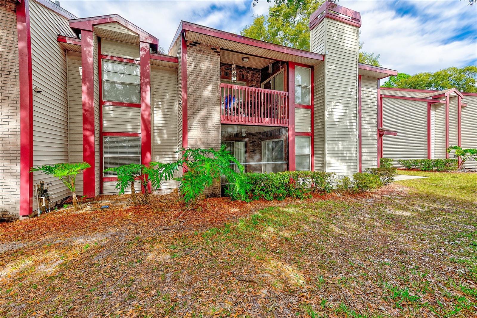 HARBOURTOWNE AT COUNTRY - Residential