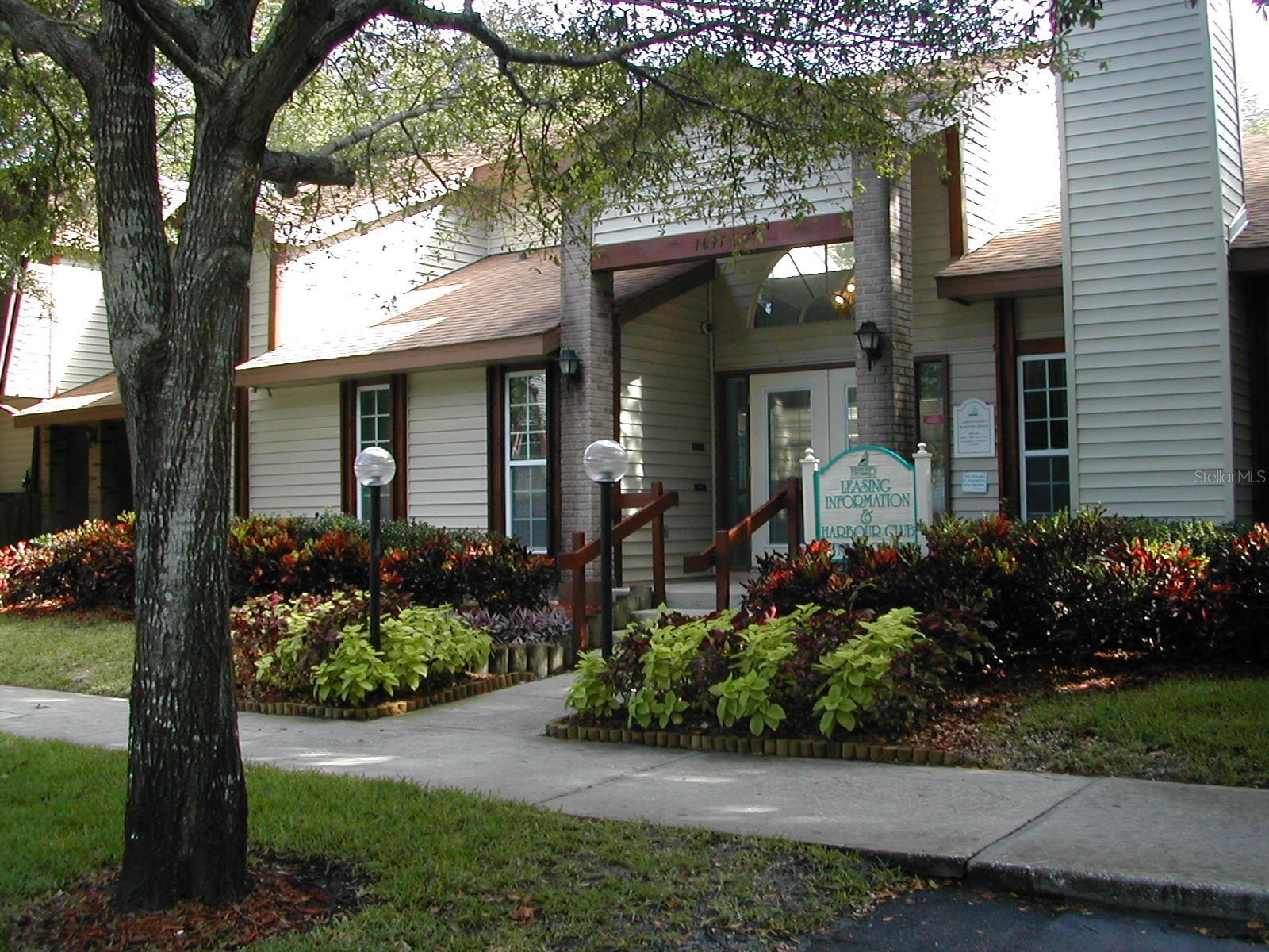 1723 HAMPTON LANE 406