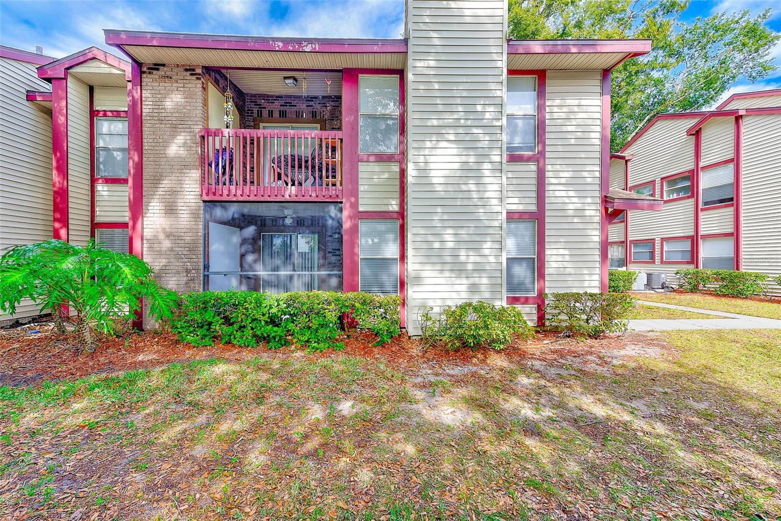 HARBOURTOWNE AT COUNTRY - Residential