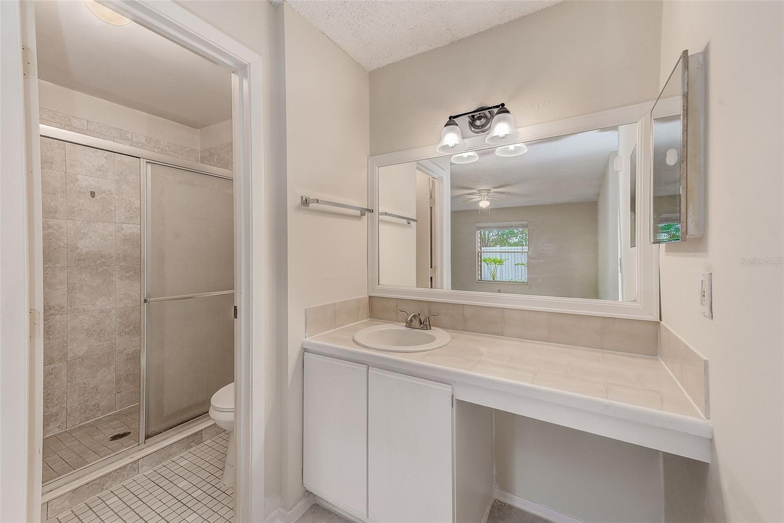 HARBOURTOWNE AT COUNTRY - Residential