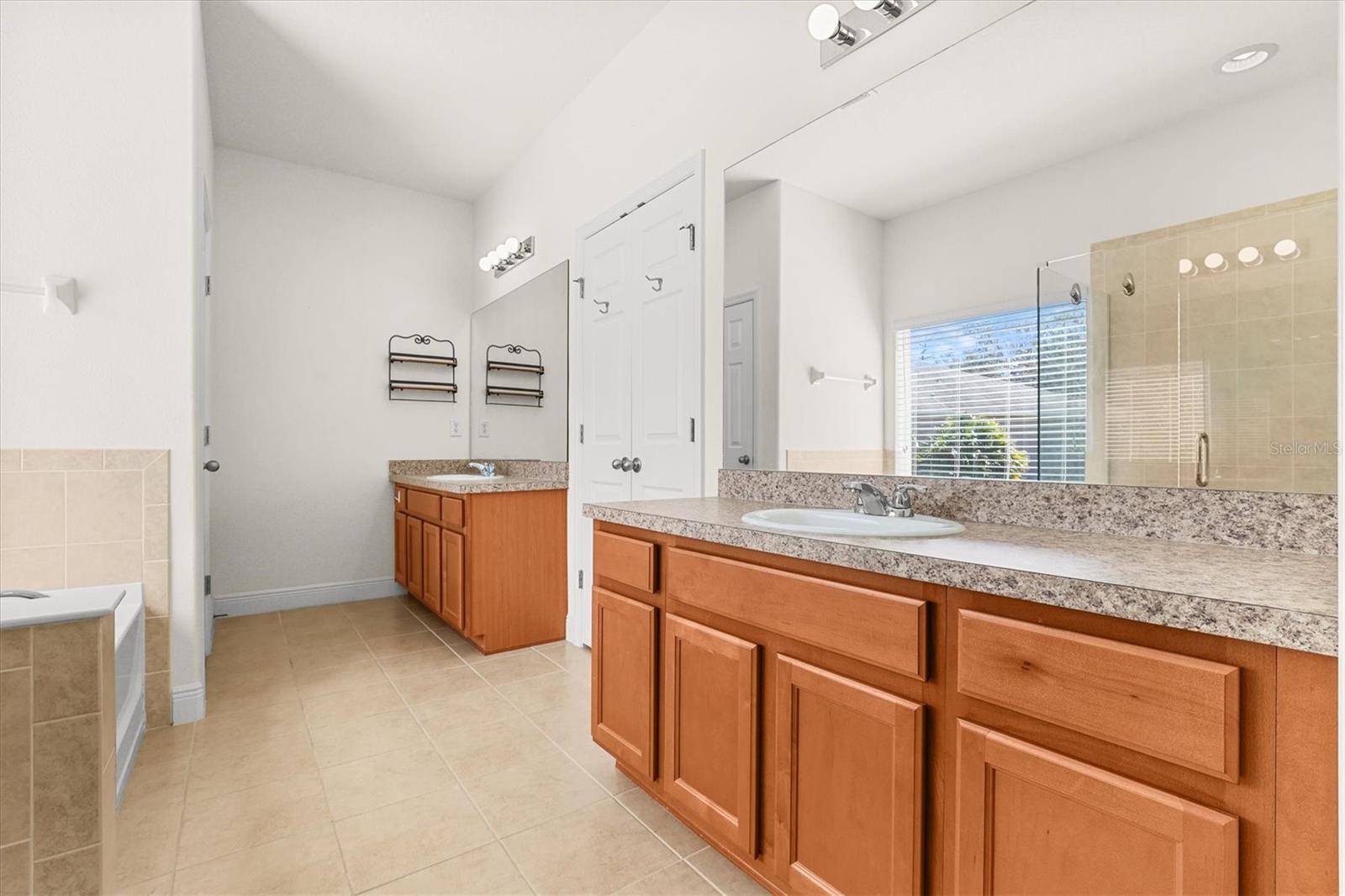 GULFWINDS - Residential