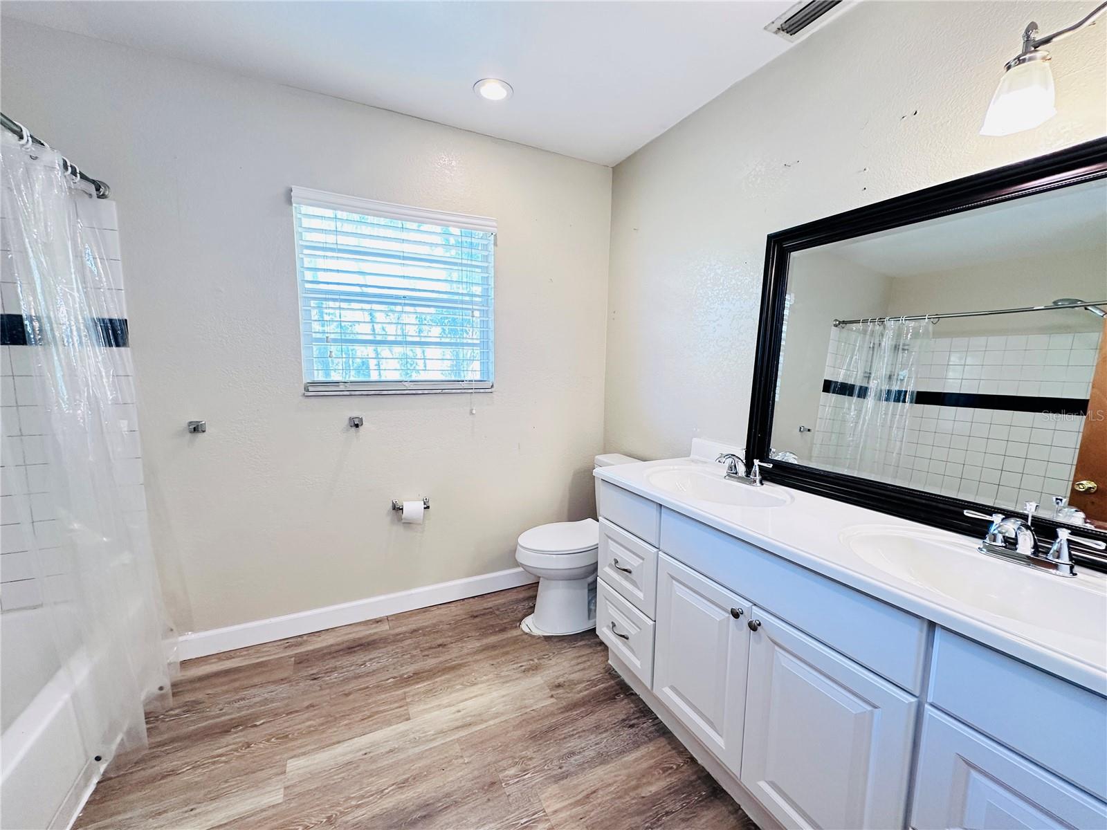 HAPPY TRAILS UNIT 3 UNREC - Residential