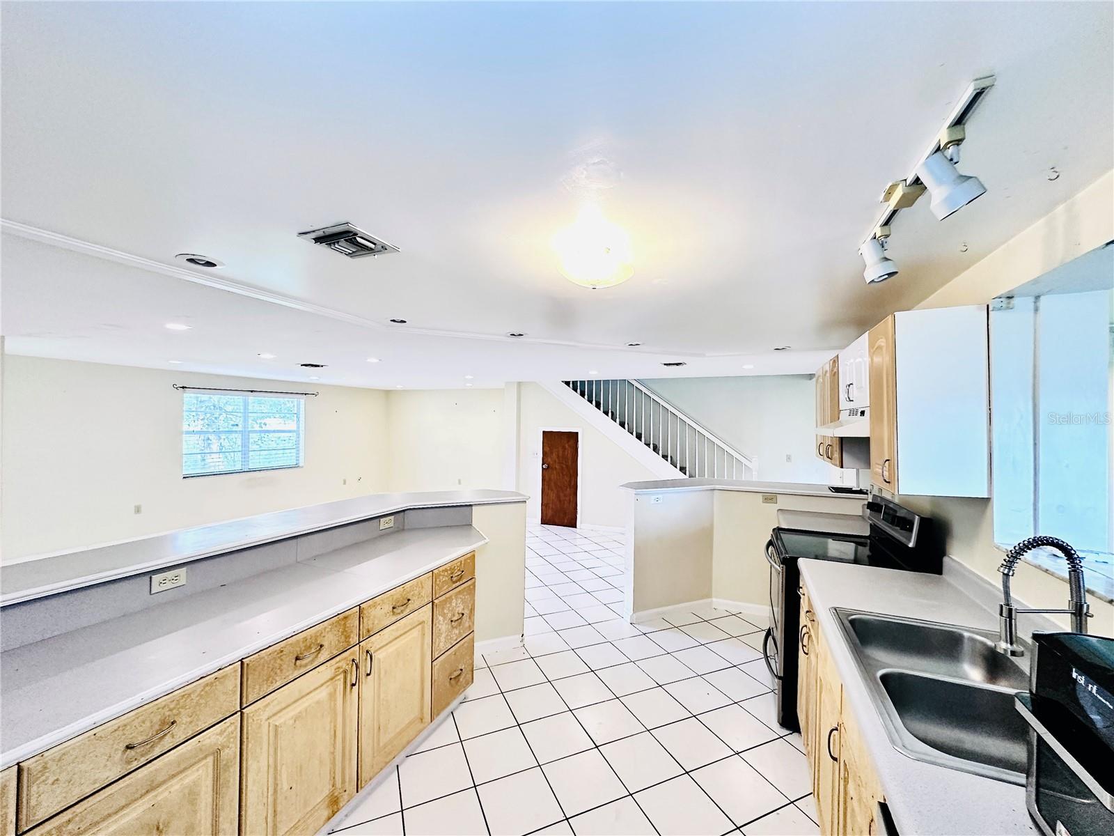 HAPPY TRAILS UNIT 3 UNREC - Residential