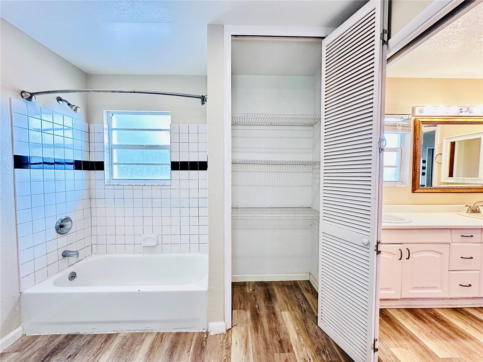 HAPPY TRAILS UNIT 3 UNREC - Residential