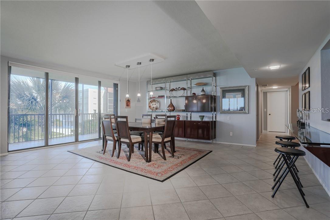 SEAPLACE VI - Residential Lease