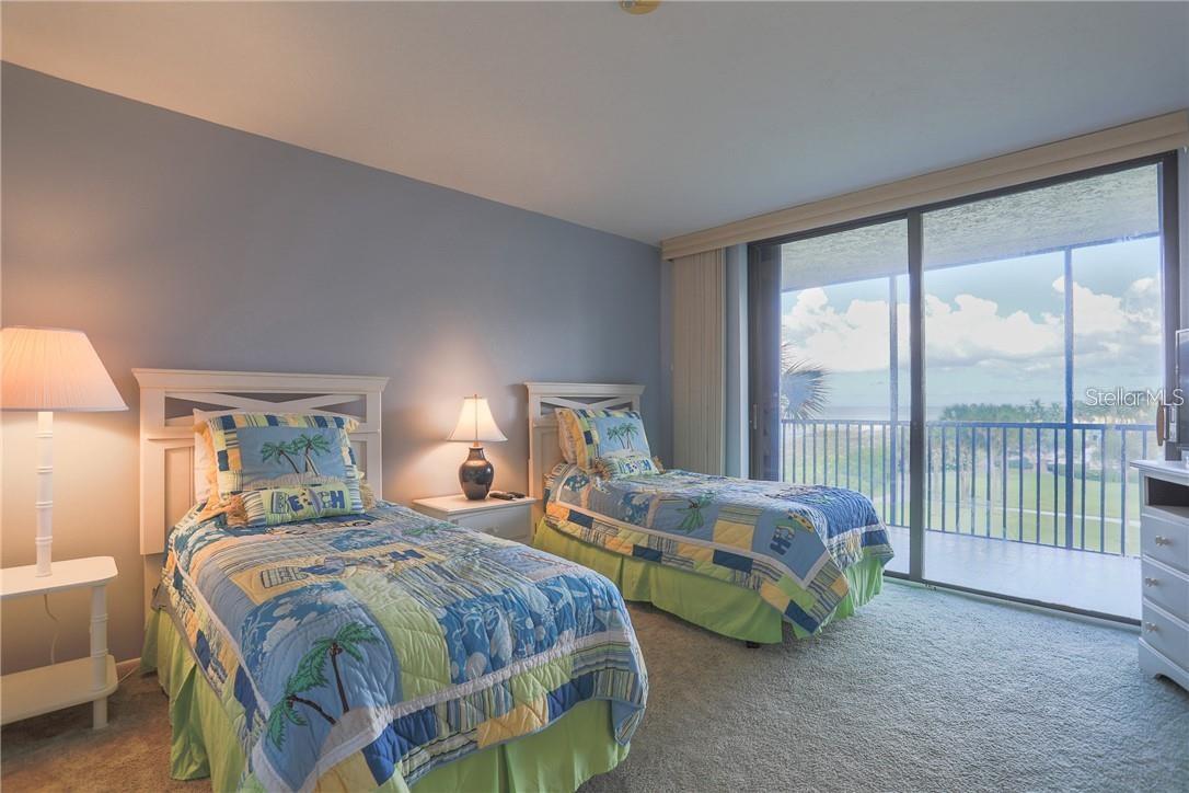 SEAPLACE VI - Residential Lease