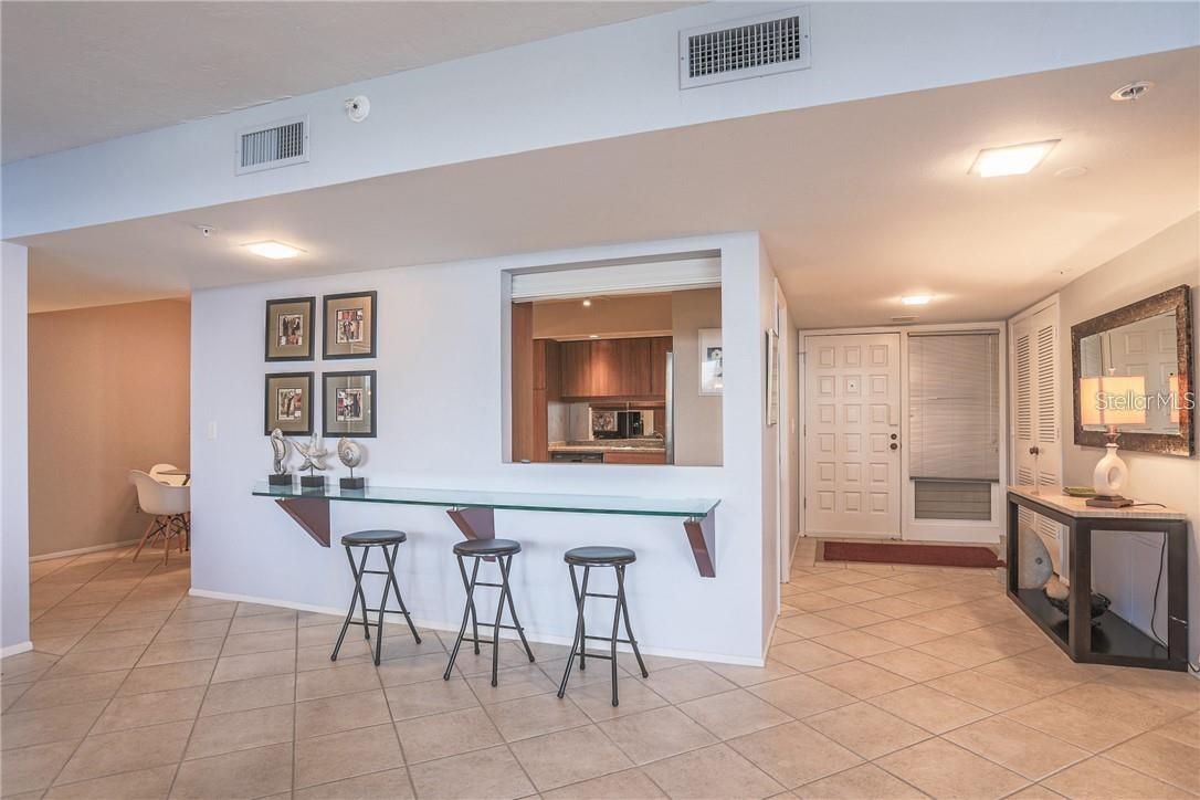 SEAPLACE VI - Residential Lease