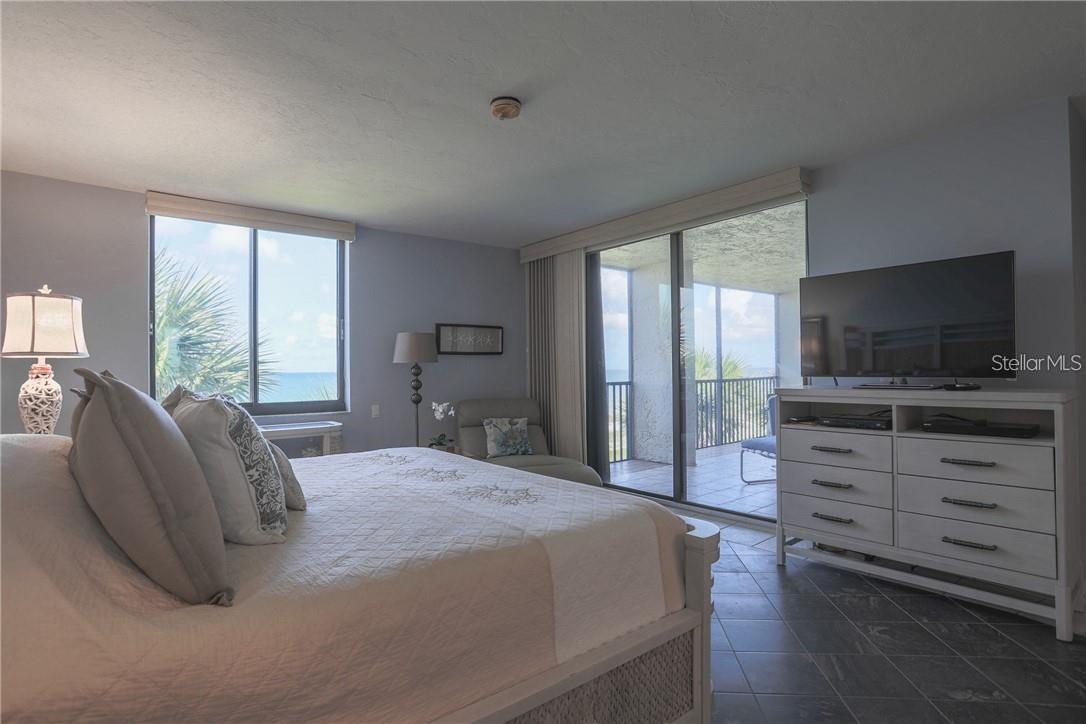 SEAPLACE VI - Residential Lease