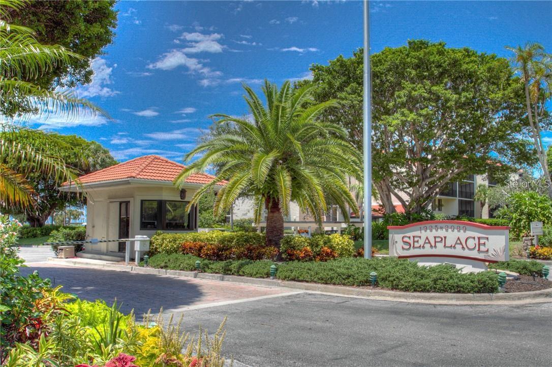 SEAPLACE VI - Residential Lease